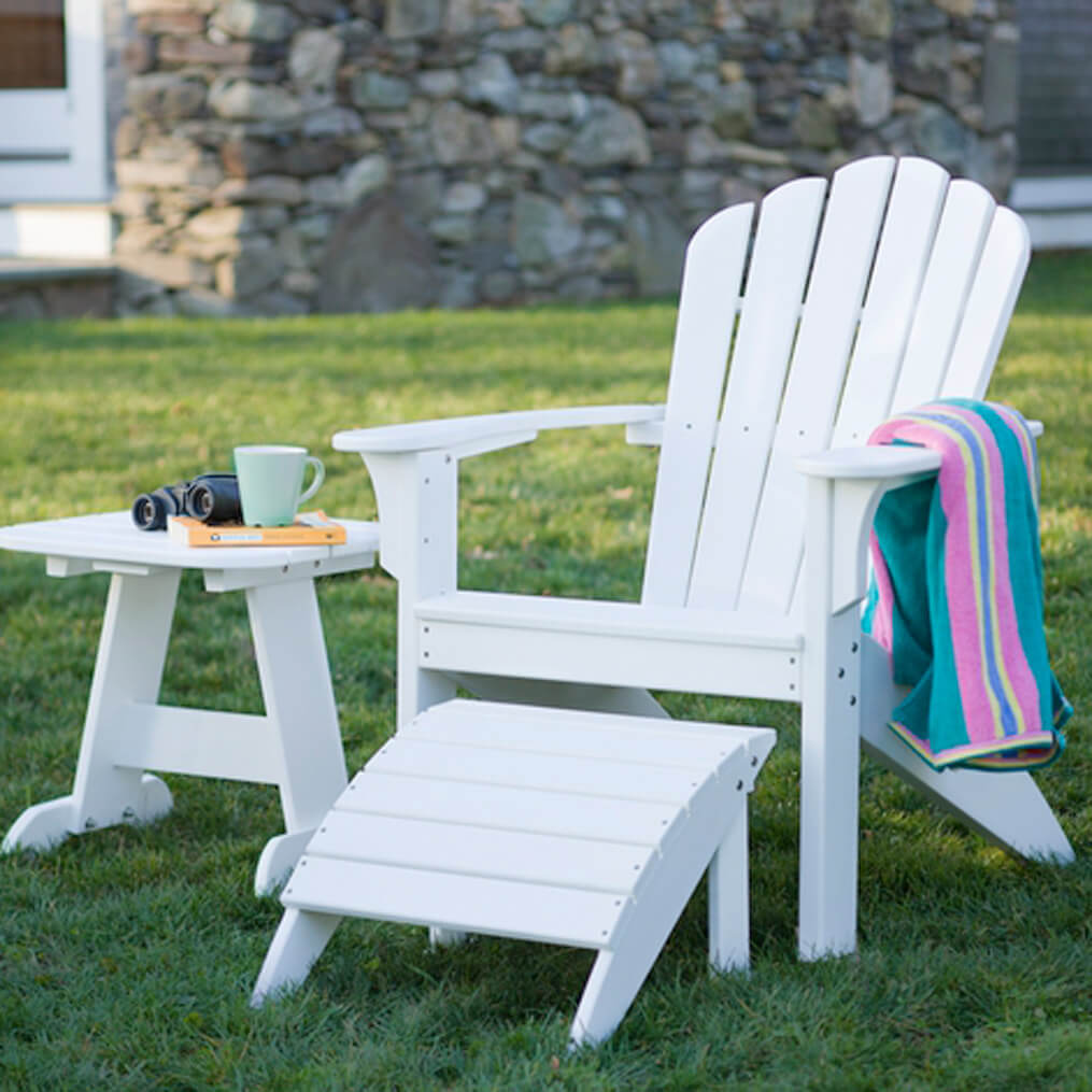 https://www.sunnylandfurniture.com/p/Coastline-Adirondack-Chair-White/product_images/61102301_3pc3.jpg